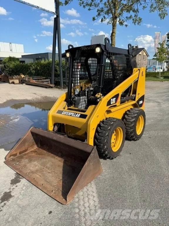 CAT 216B3 Kompaktlader