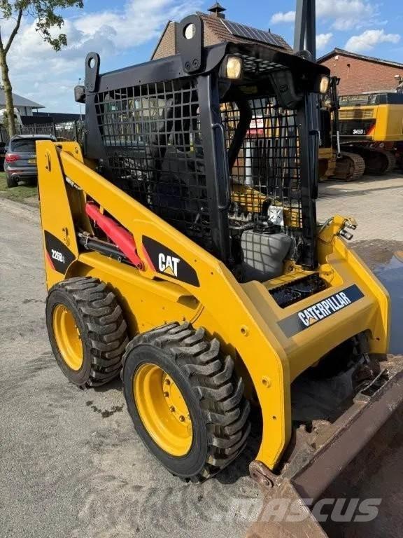 CAT 216B3 Kompaktlader