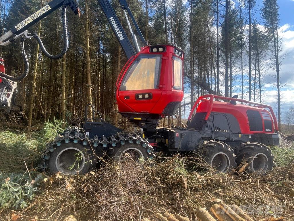 Komatsu 901 XC Harvester