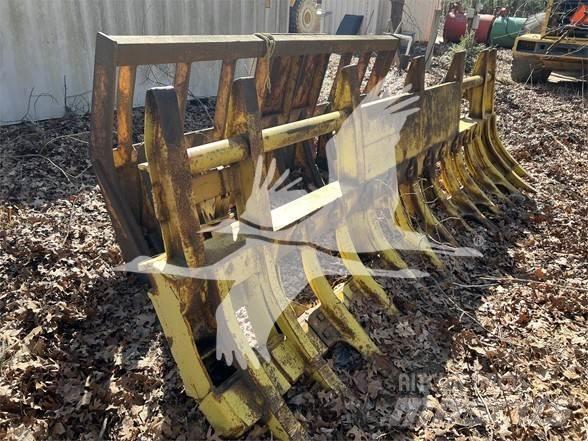Komatsu D65PX Aufreisser