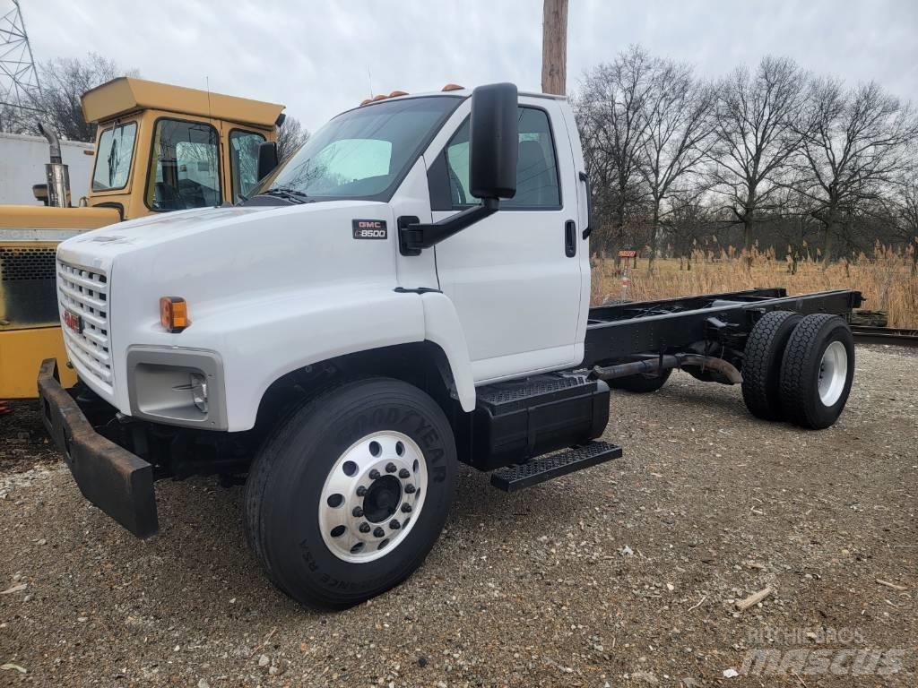 GMC C8500 Wechselfahrgestell