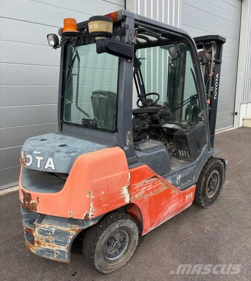 Toyota 8 FDF 25 Diesel heftrucks