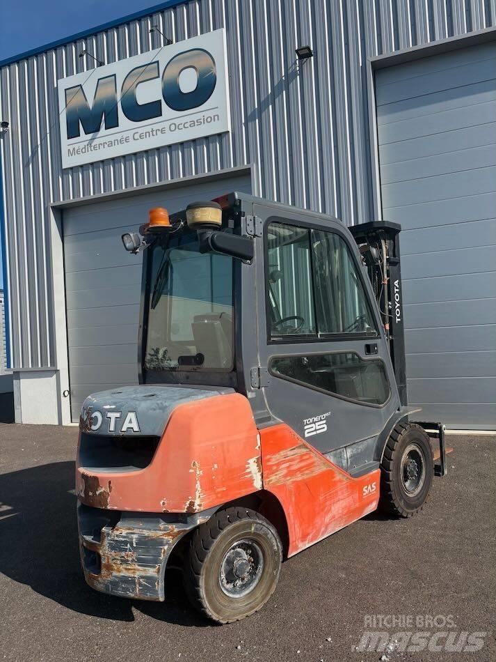 Toyota 8 FDF 25 Diesel heftrucks