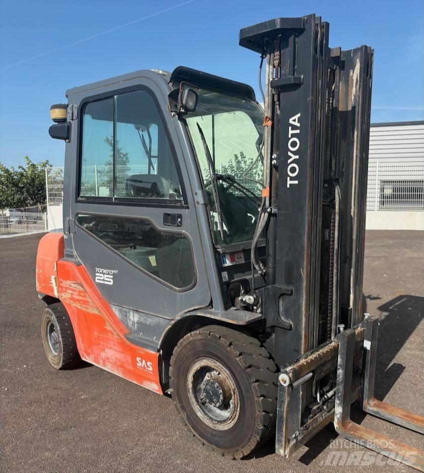 Toyota 8 FDF 25 Diesel heftrucks