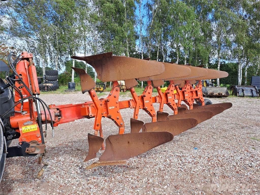 Kuhn VM 152 5T Pflüge