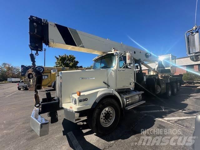 National Crane 1800 Raupenkrane
