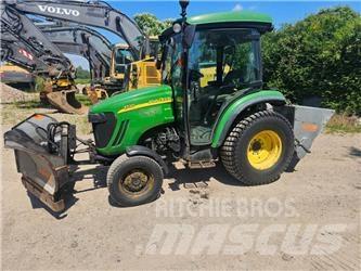 John Deere 3720 Traktoren