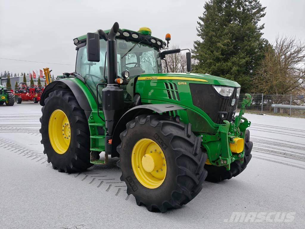 John Deere 6215 R Traktoren