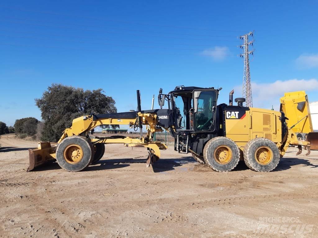 CAT M 140 M 2 Grader