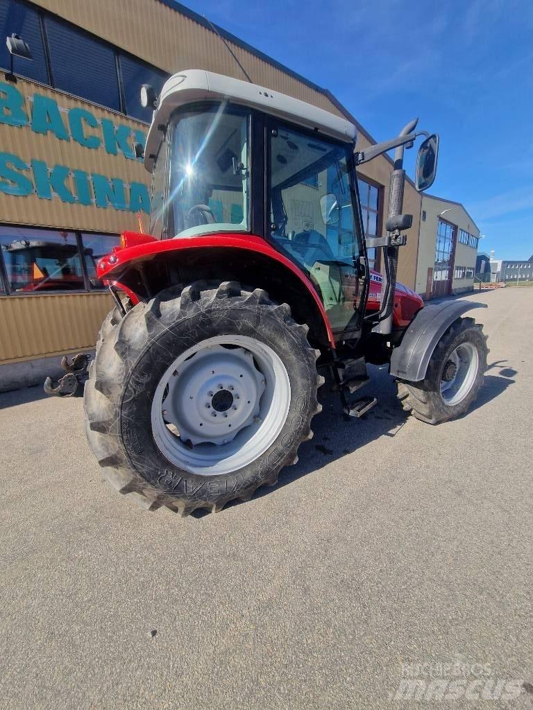 Massey Ferguson 5445 Traktoren