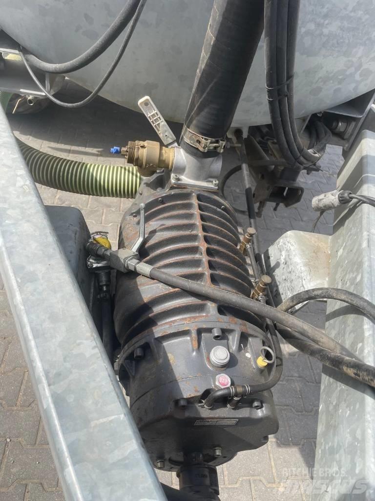 Fliegl VFW 8600 Weitere Anhänger