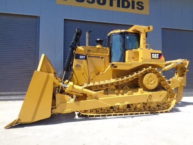 CAT D 9 T Bulldozer