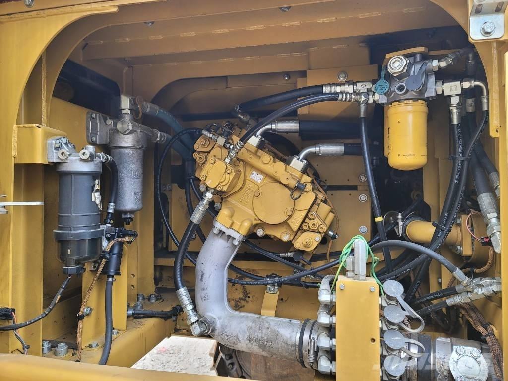 CAT 330FL Raupenbagger