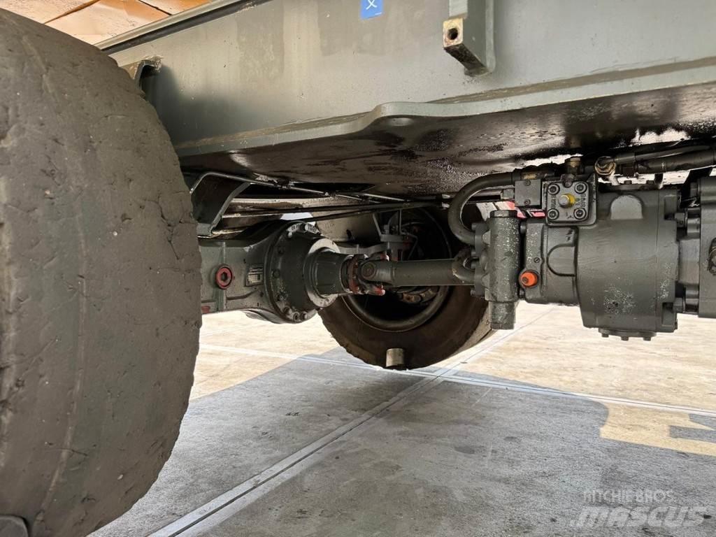 Liebherr A 924 B Materialumschlag