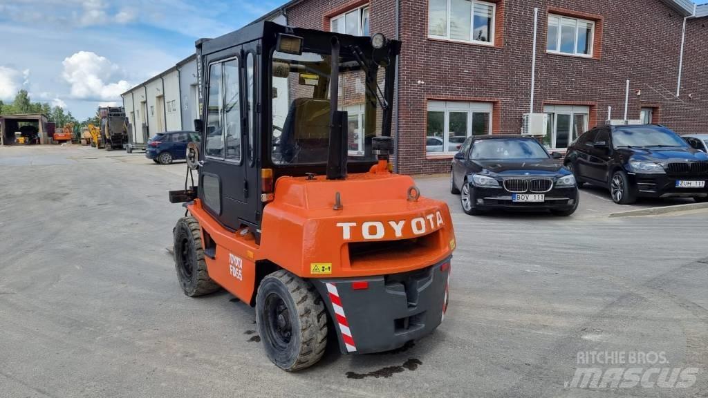 Toyota FD 55 Diesel heftrucks