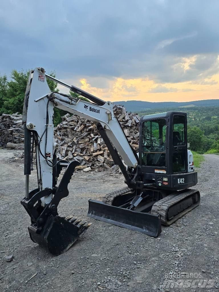 Bobcat E42 Minibagger < 7t