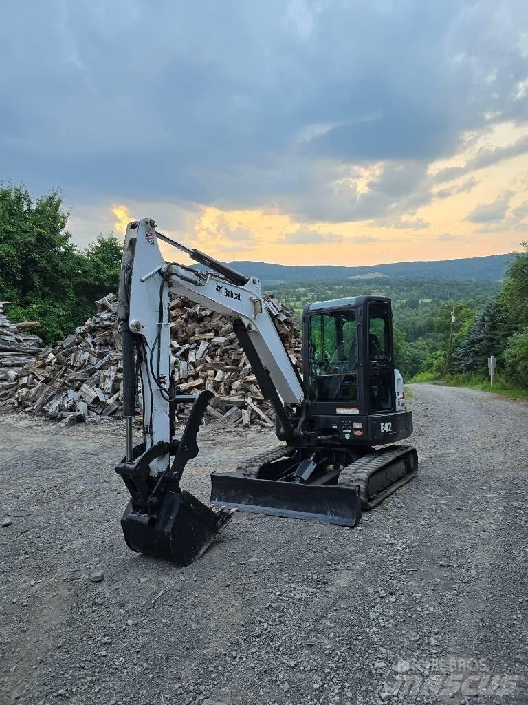 Bobcat E42 Minibagger < 7t
