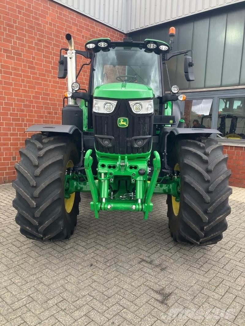 John Deere 6195M Traktoren