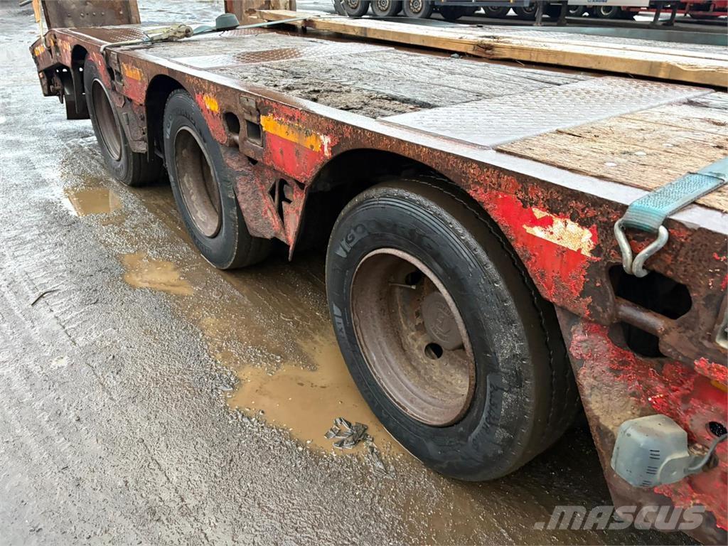 Faymonville 3aks Tieflader-Auflieger