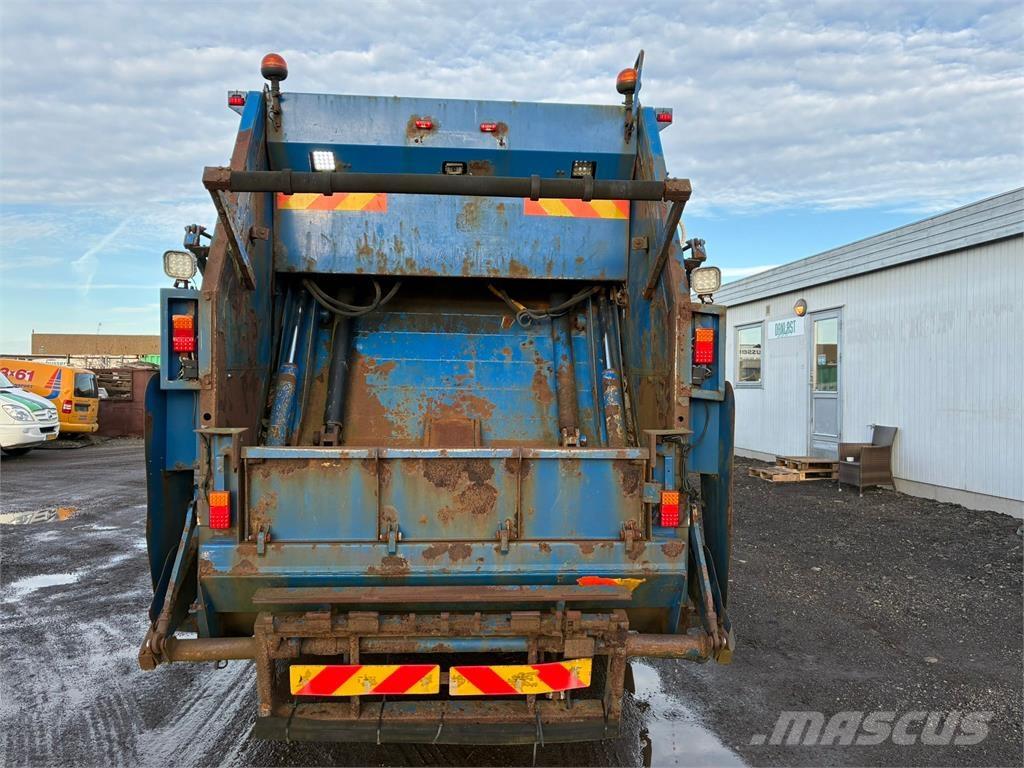 Scania P 230 Andere Fahrzeuge