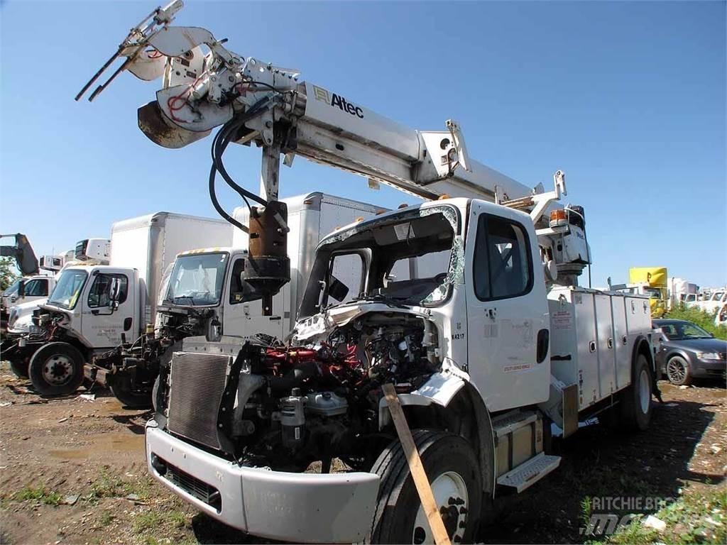 Altec DC47TR Fahrzeug mit mobiler Bohranlage