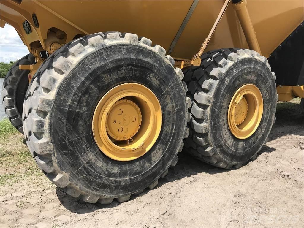 Bell B40D Dumper - Knickgelenk
