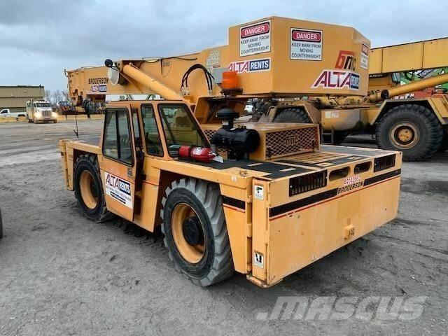Broderson IC250-3C Ruwterrein kranen