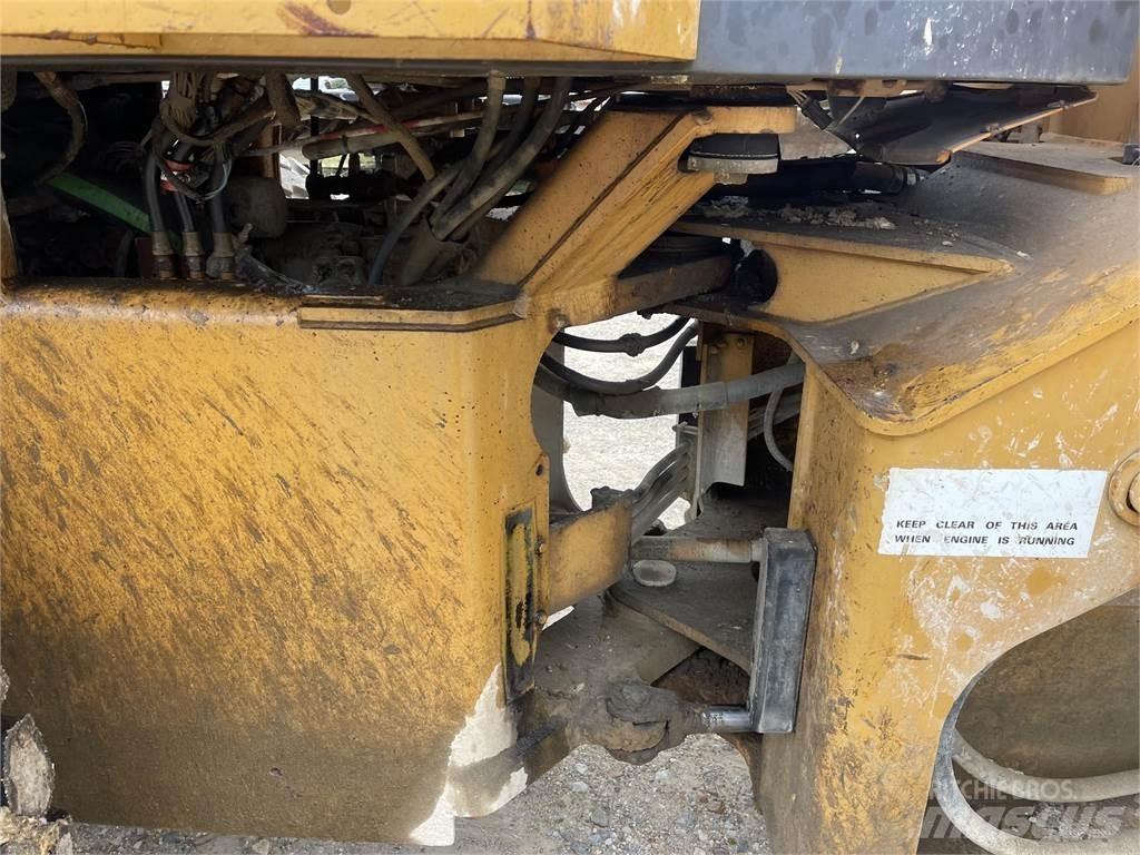 CASE 621B Radlader
