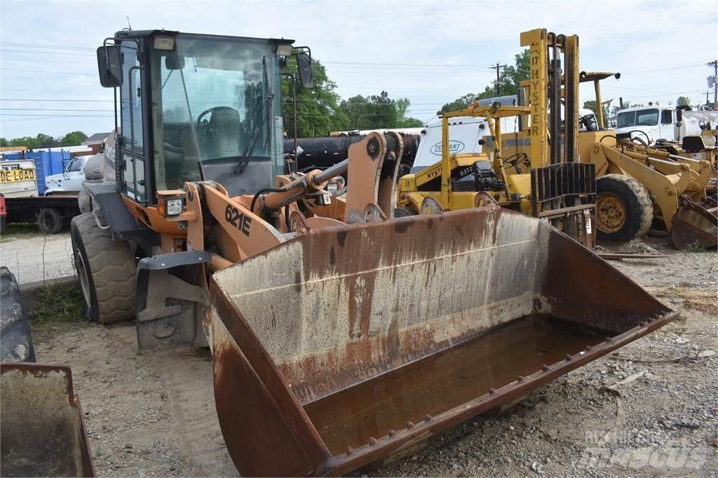 CASE 621E Radlader