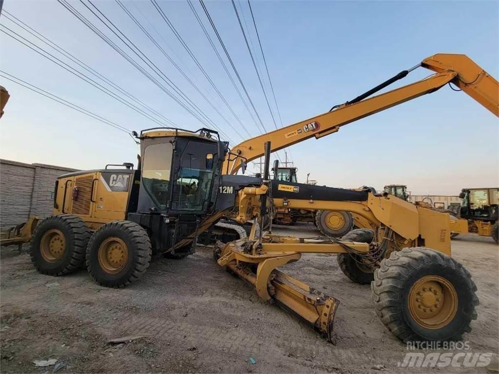 CAT 12M Grader