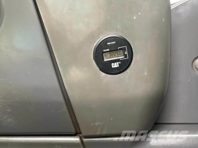 CAT 320DL Raupenbagger