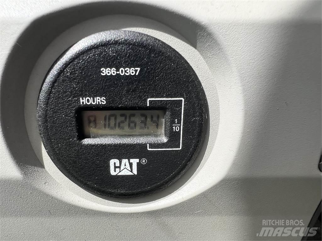 CAT 320ELRR Materialumschlag