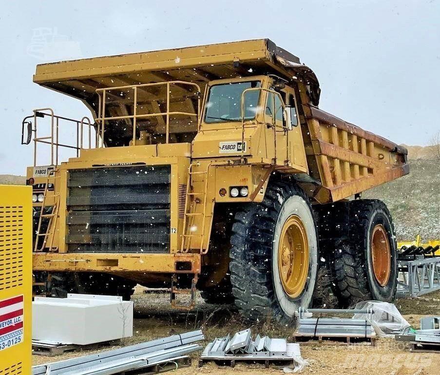CAT 777B Dumper - Knickgelenk