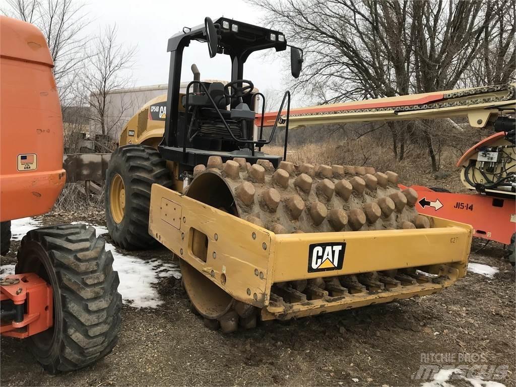 CAT CP54B Müllverdichter