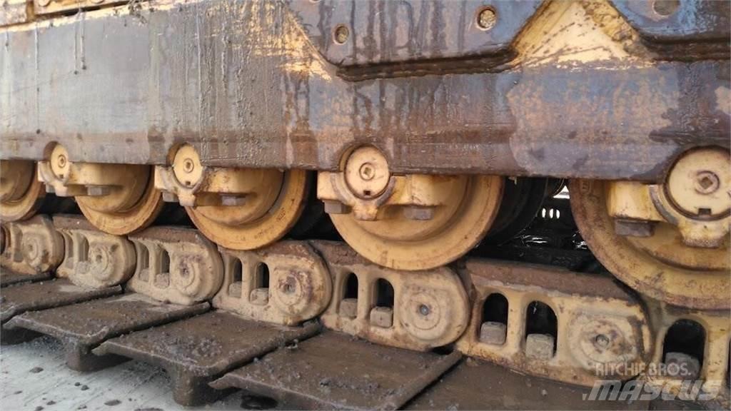 CAT D9H Bulldozer