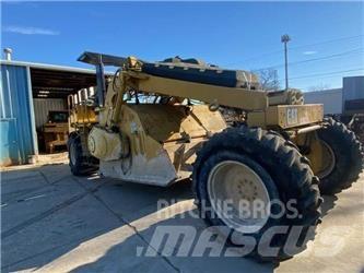 CAT RM-300 Asphalt-Recycler
