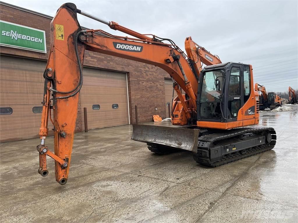 Doosan DX140 LCR-3 Raupenbagger
