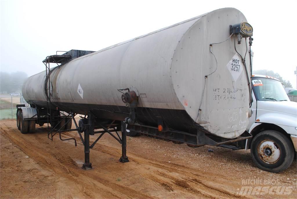 Etnyre  Heiss-Asphalt Container