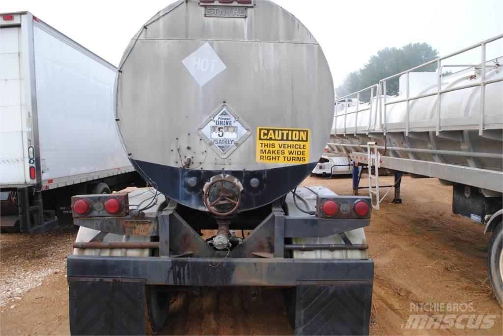 Etnyre  Heiss-Asphalt Container