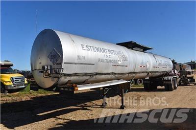 Etnyre  Heiss-Asphalt Container