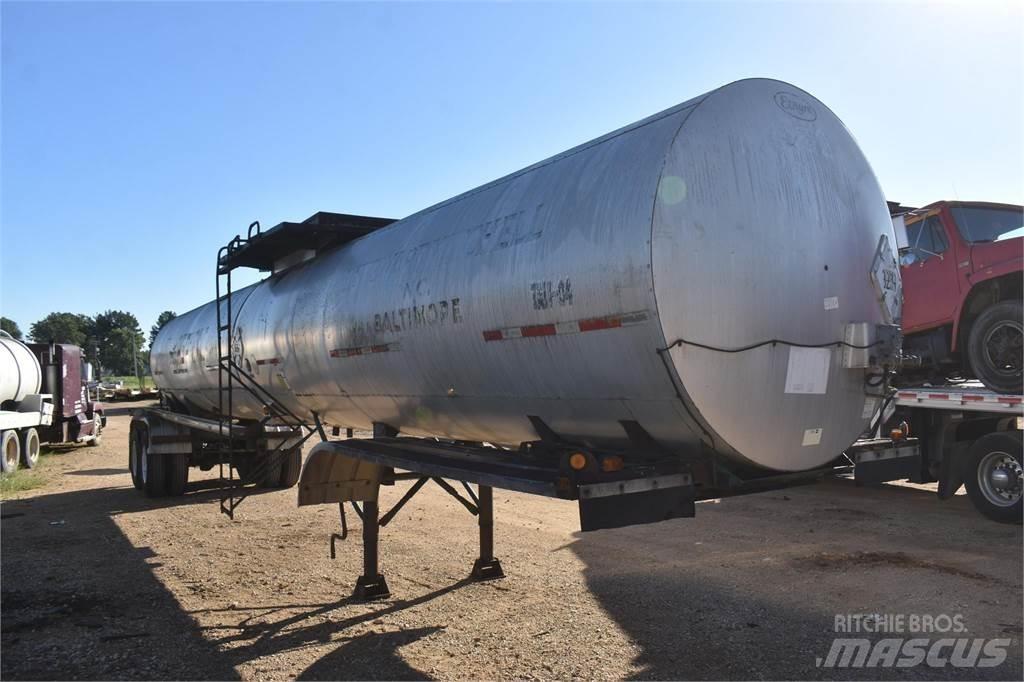 Etnyre  Heiss-Asphalt Container
