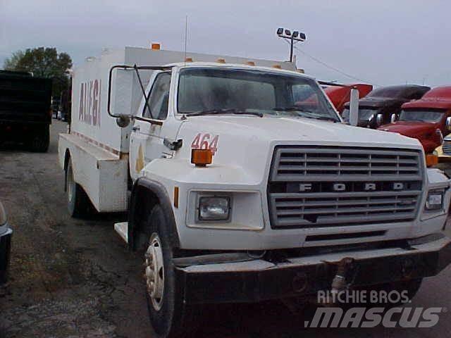 Ford F700 Tankwagen