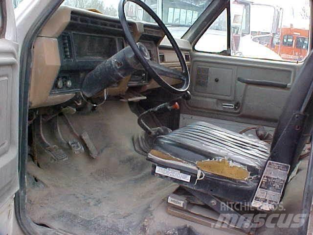Ford F700 Tankwagen