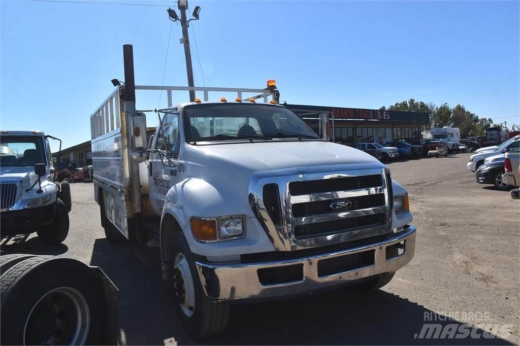 Ford F750 Kommunal-Sonderfahrzeuge