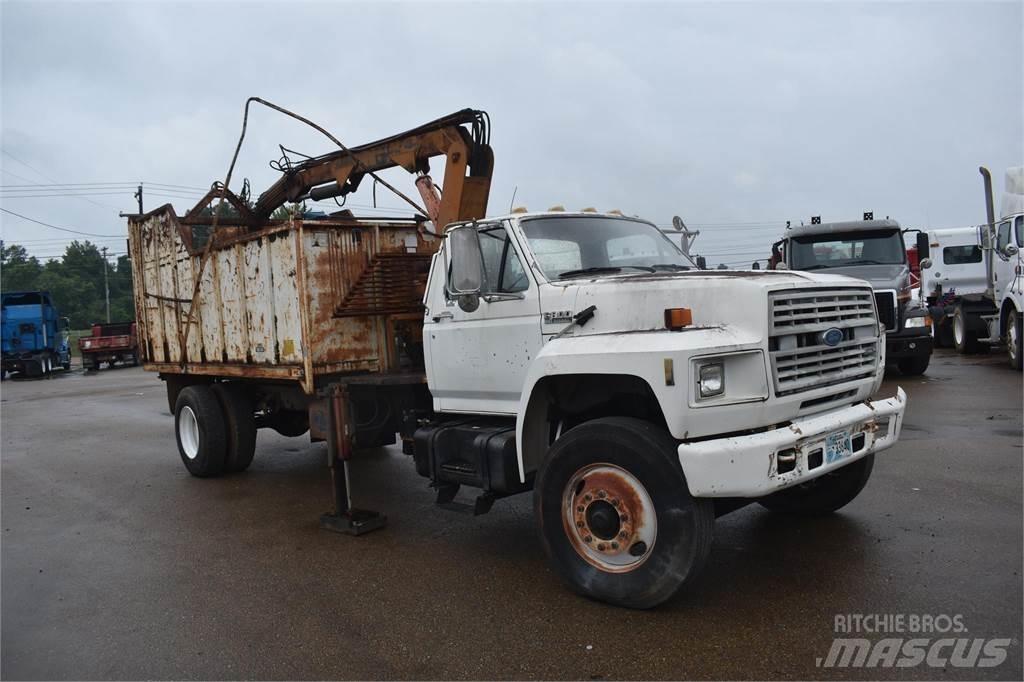 Ford F800 Kranwagen