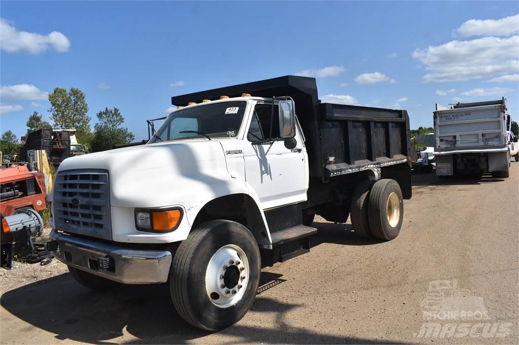 Ford F800 Kipper