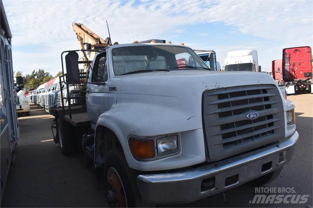 Ford F800 Kranwagen