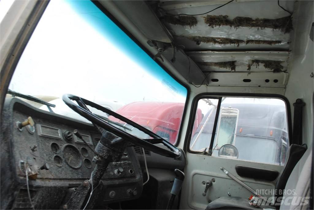 Ford L8000 Betonmischer