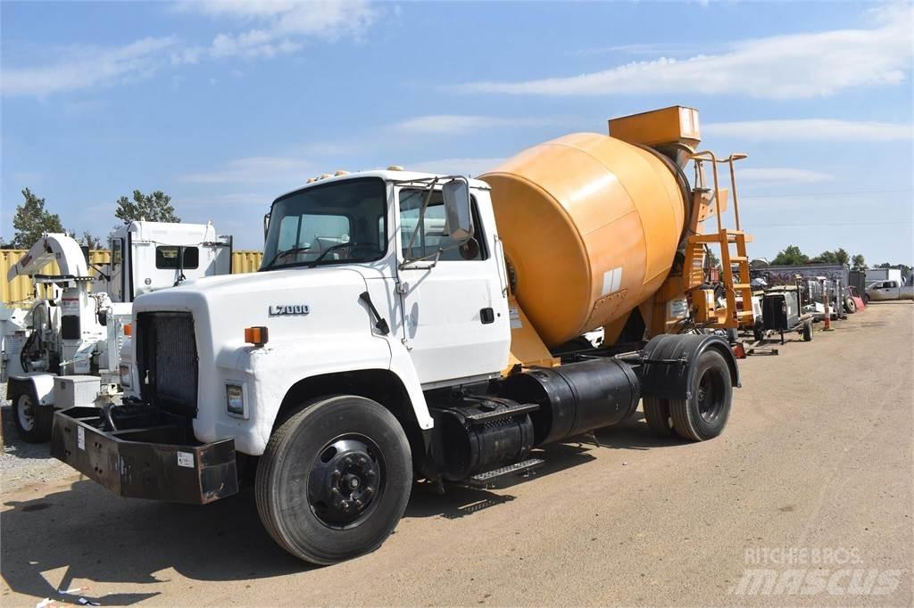 Ford LN7000 Betonmischer