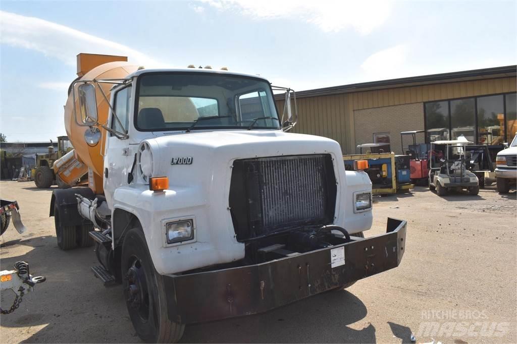 Ford LN7000 Betonmischer